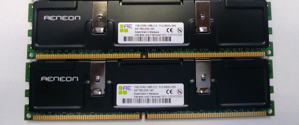 Pamięci RAM Aeneon Xtune 2x1GB DDR2 1066MHz CL5