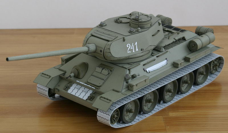 Model Kartonowy RADZIECKI CZOŁG ŚREDNI T-34/85
