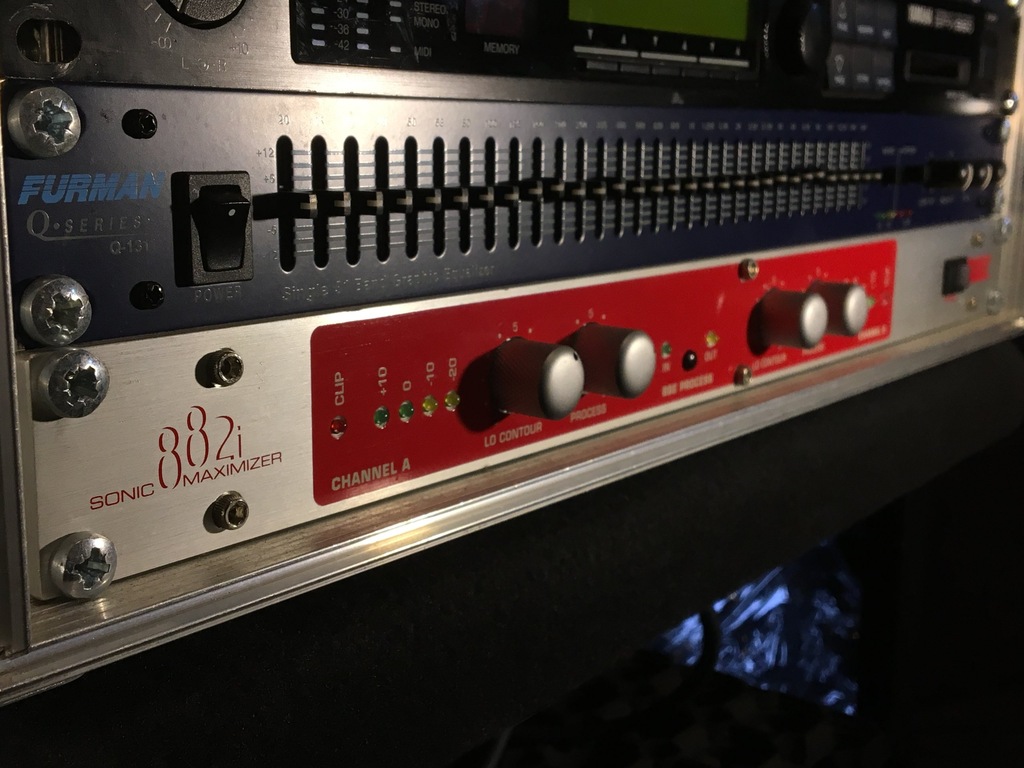 Equalizer Furman Q-1311