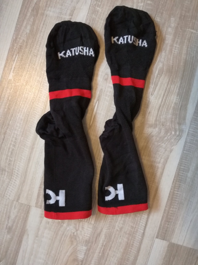  SKARPETKI KATUSHA RACE Long Socks - Black Coral