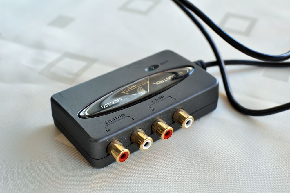 Audio interface U-Control BEHRINGER UCA200 - USB