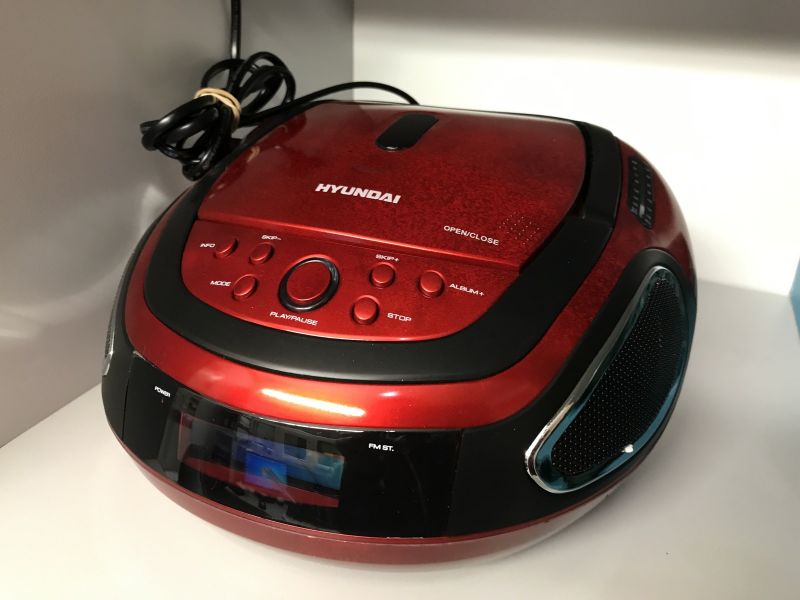 RADIOODTWARZACZ HYUNDAI TRC 512AU3FR