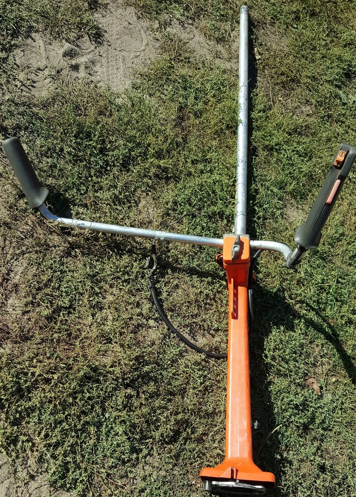 Sztyca Rączki Uchwyt Gaz Kierownica HUSQVARNA 235R