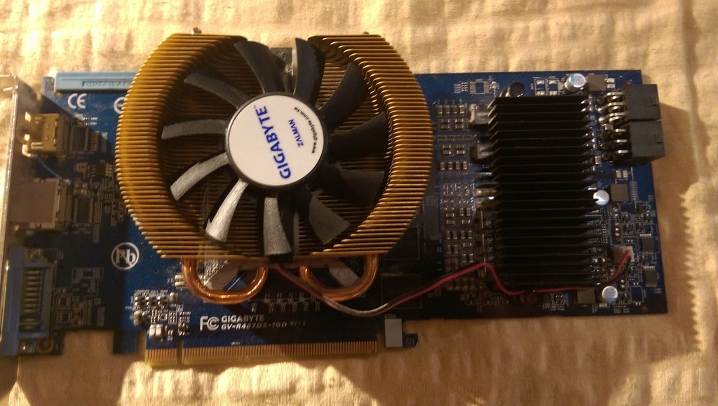 Radeon HD 4870 1GB DDR5 (256bit) GV-R487D5-1GD