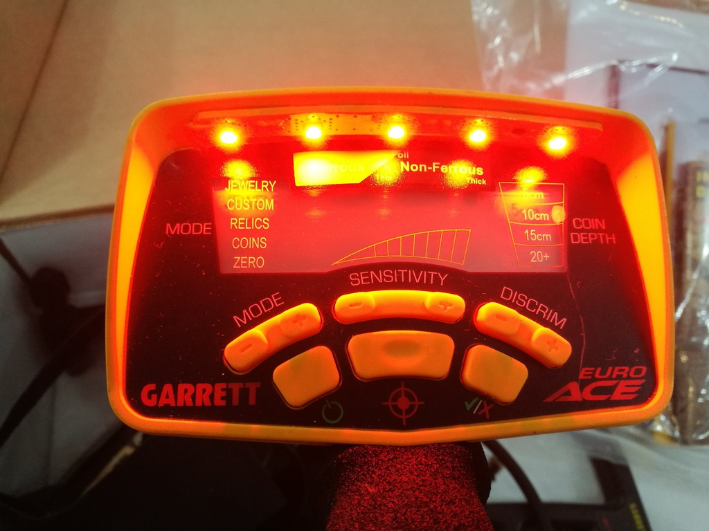 Wykrywacz garrett euro ace 350 okazja podświetleni