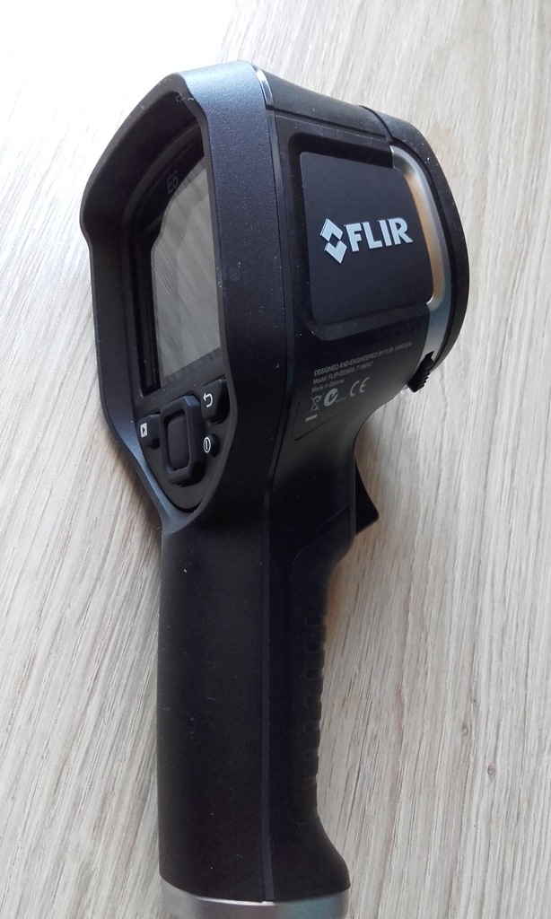Kamera termowizyjna FLIR E5