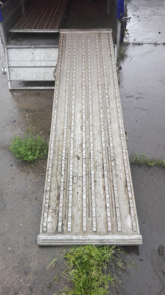 Najazdy aluminiowe 32 T 2.4 M 60 CM trapy podesty