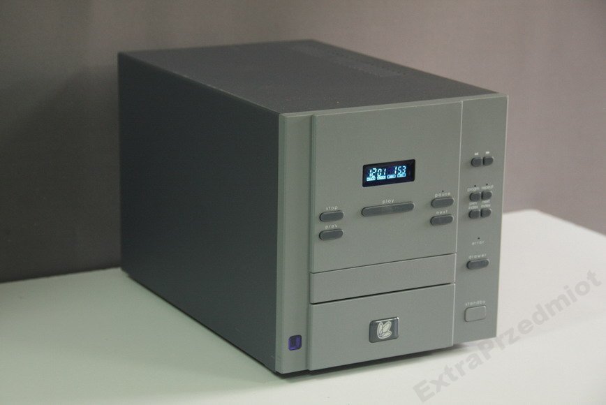 Proceed Madrigal PCD-2 , Mark Levinson . XLR RCA.