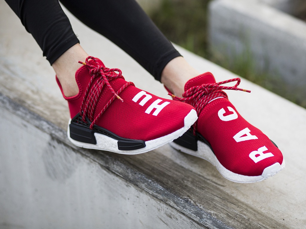 Обувь 2024 кроссовки. Adidas NMD Human Race. Adidas Human Race красные. Кроссовки адидас HUMANRASE красные. NMD Human Race Pharrell Williams.