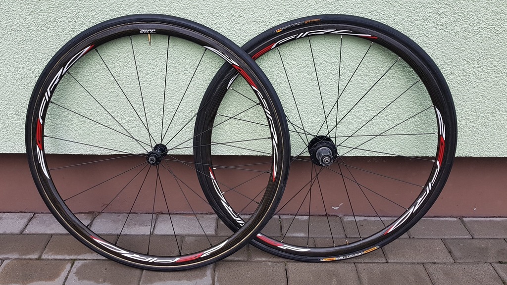 Koła CARBON ZEFIRO + szytka super lekkie 