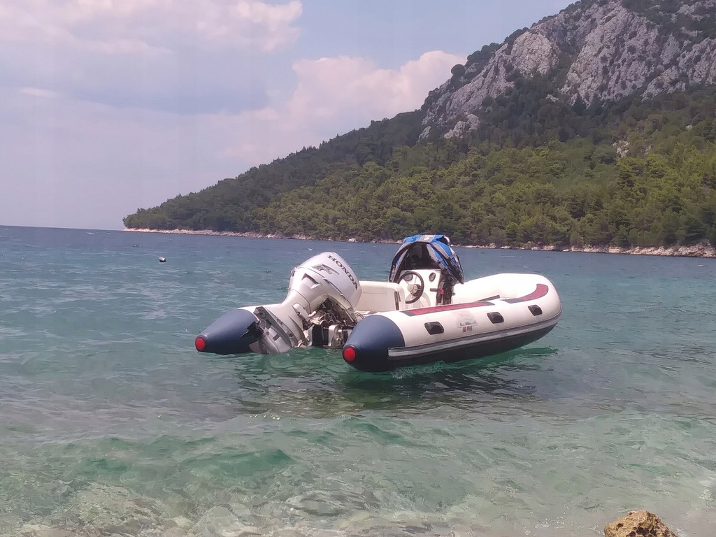Ponton RIB
