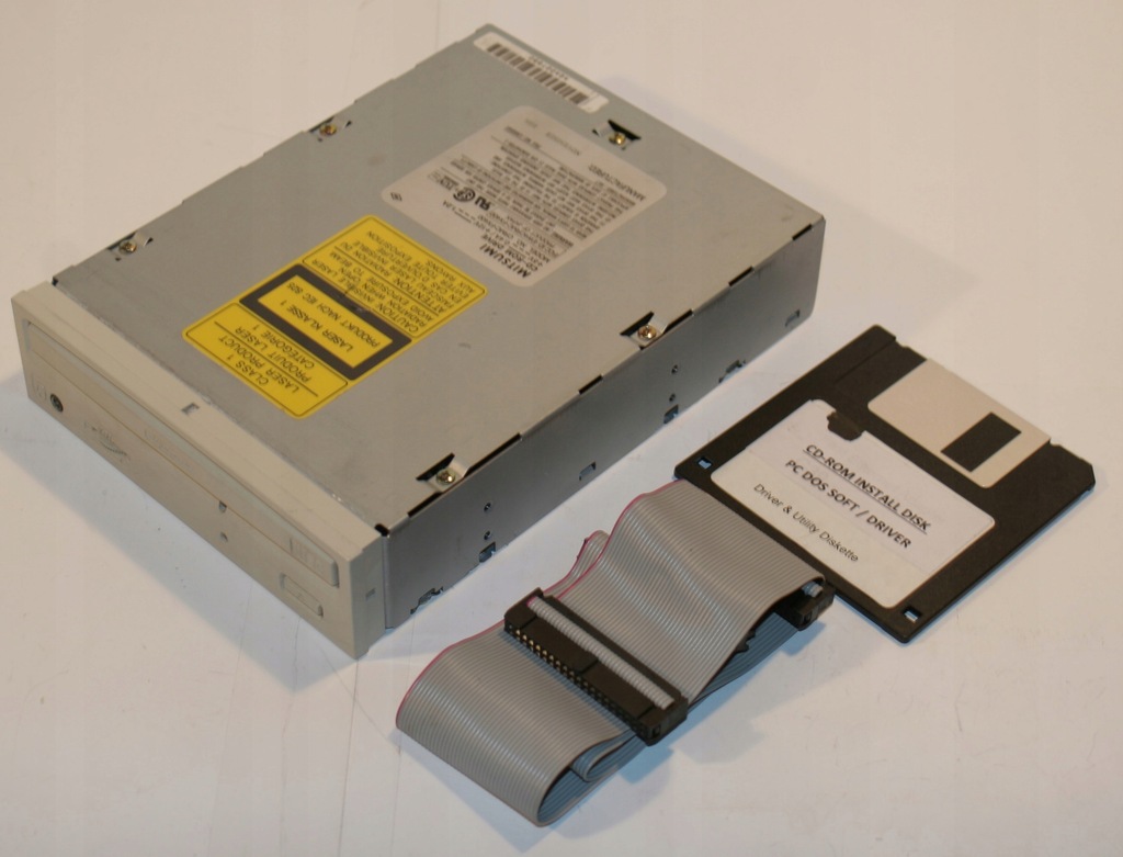 MITSUMI x4 QUAD SPEED IDE CD-ROM / CRMC FX400