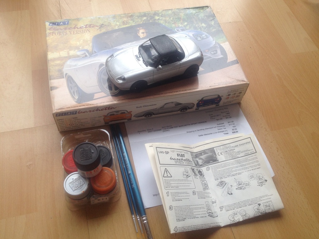 Model Fiat Barchetta skala 1:24 FUJIMI