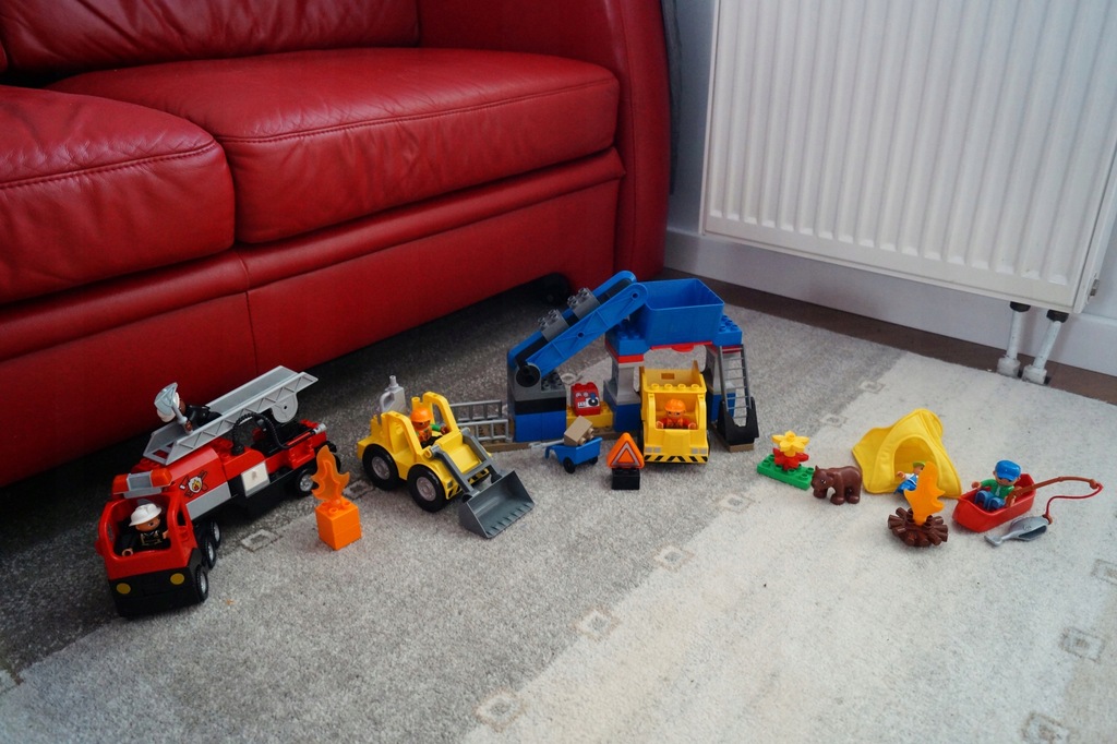 LEGO DUPLO 4987 ŻWIROWNIA, wóz strażacki, biwak