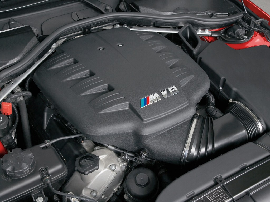 Silnik BMW M-POWER M3 S65 B40 V8 420PS
