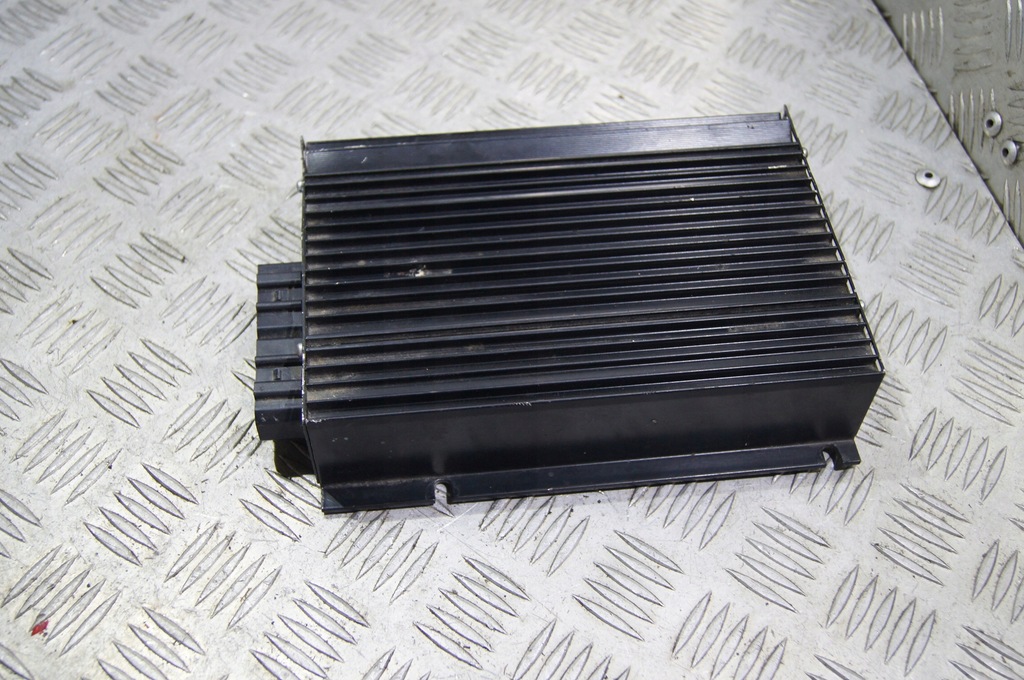 Wzmacniacz Skoda Octavia II 1Z0035456