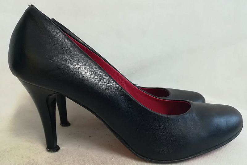 Buty damskie SALA 38 czarne czółenka ITALY