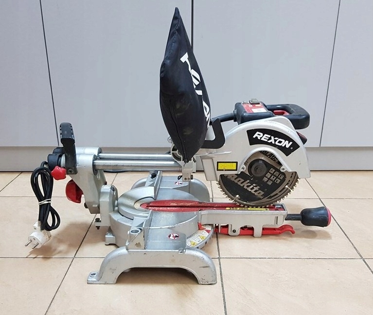 PIŁA UKOSOWA Z POSUWEM REXON SM 2150AE