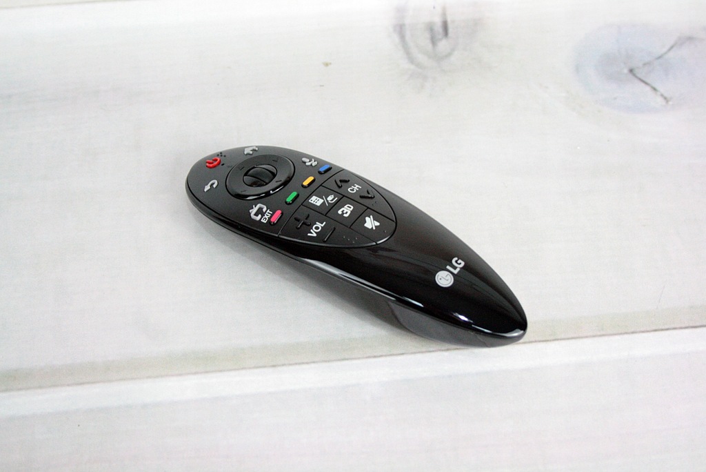 Pilot Magic TV LG AN-MR500G SMART TV seria LB UB