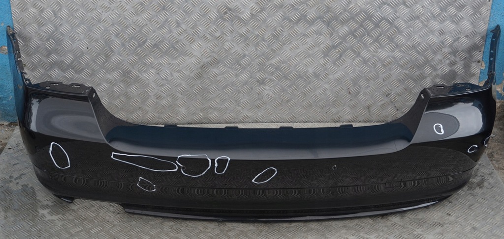 BMW 3 E90 LCI Zderzak tylny tył black saphire 7547431705