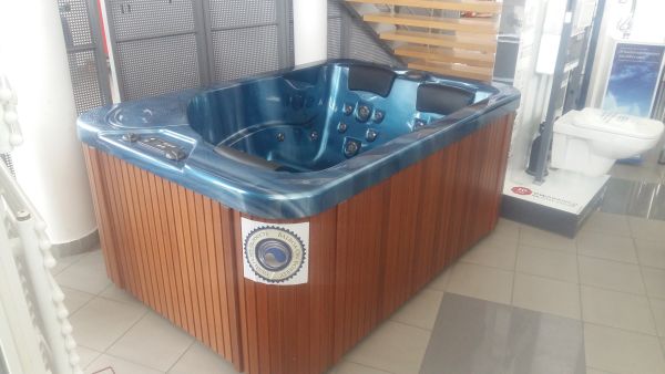 Przenośna wanna Marina Spa 188x133 PoolSpa