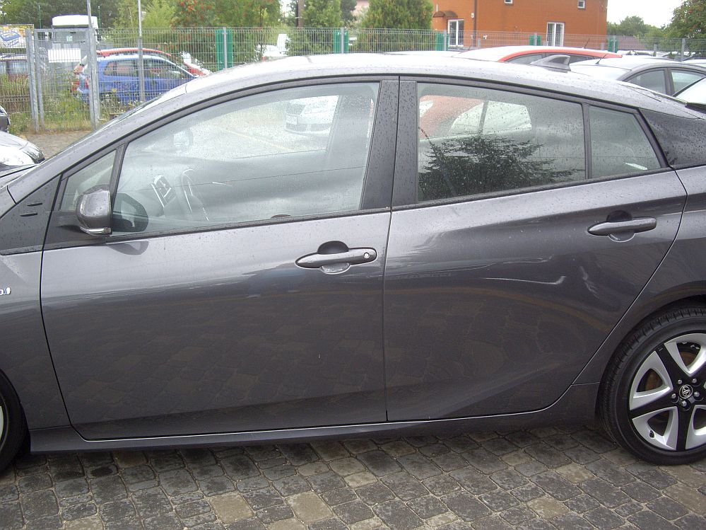 TOYOTA PRIUS IV 16-18 DRZWI KOMPLET KOD LAKIER 1G3