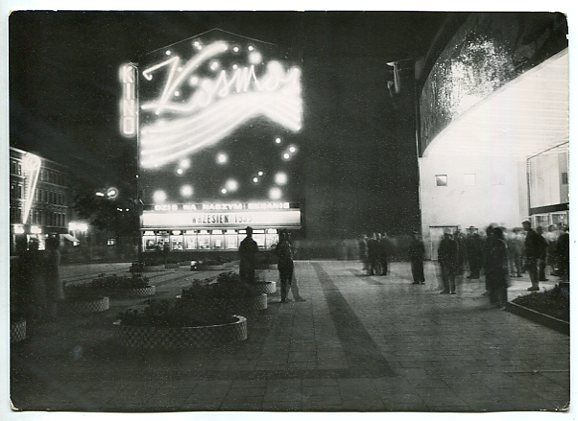 SZCZECIN :: Miasto w nocy : Kino KOSMOS : 1962