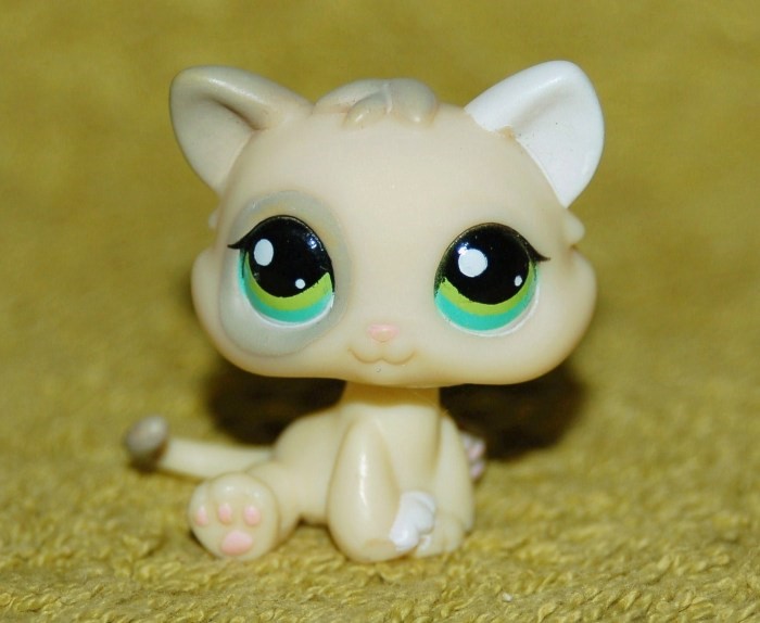 Lps kitten hot sale 1074