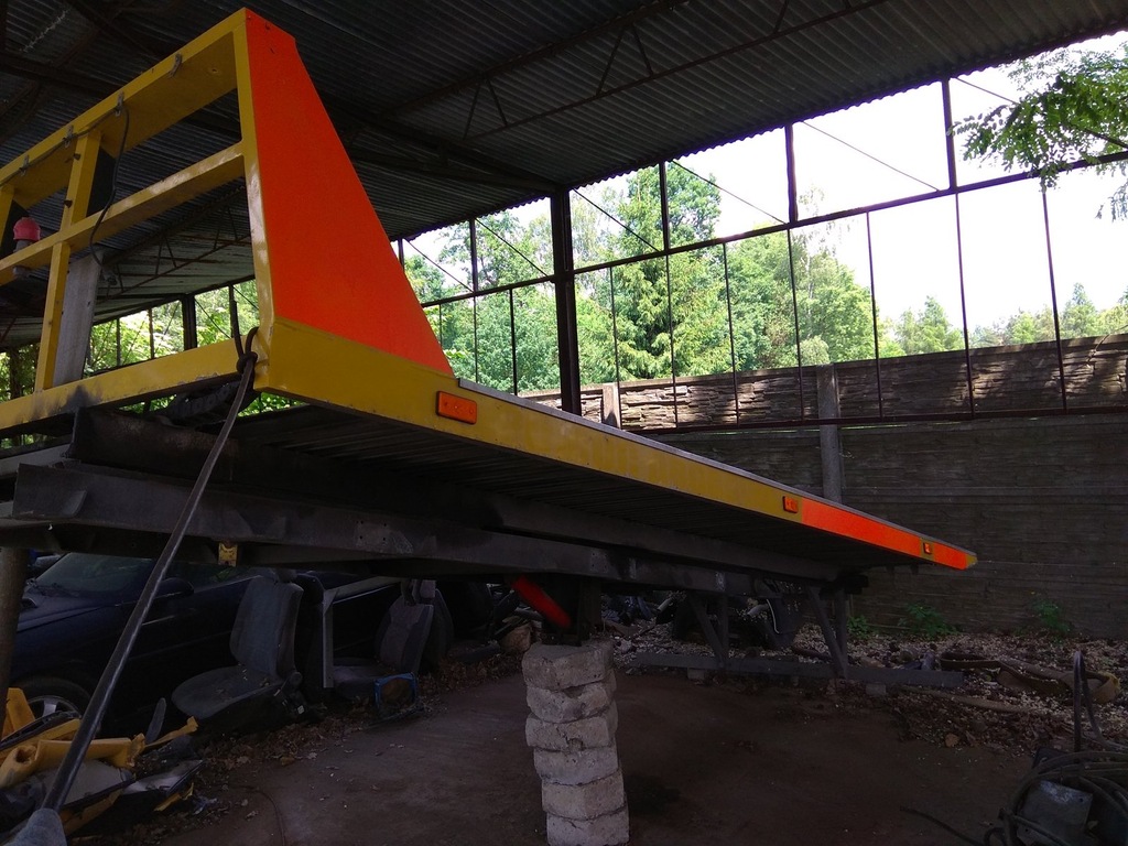 Najazd Płyta Hydrauliczna Zabudowa Auto Laweta