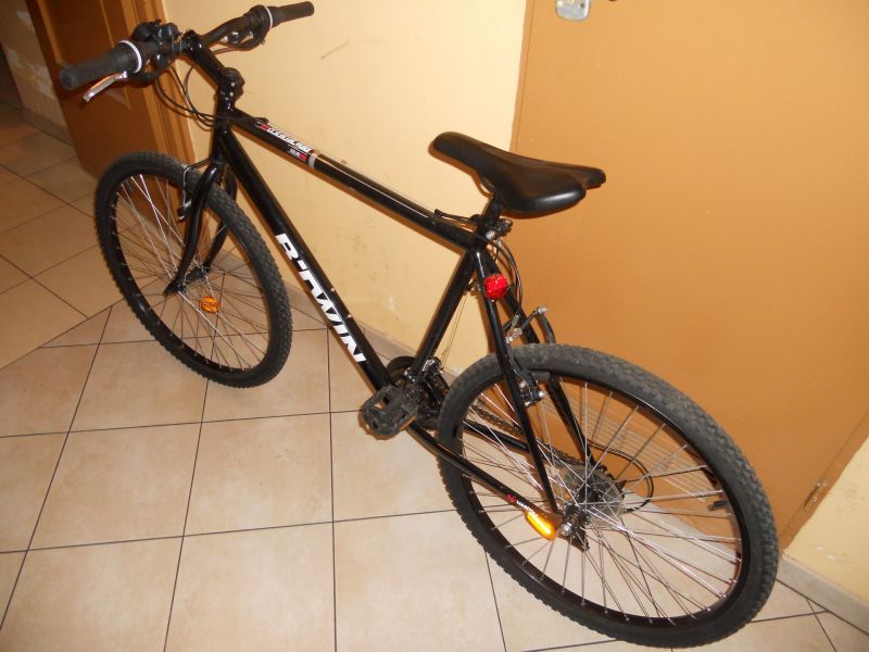 btwin mtb rockrider 300