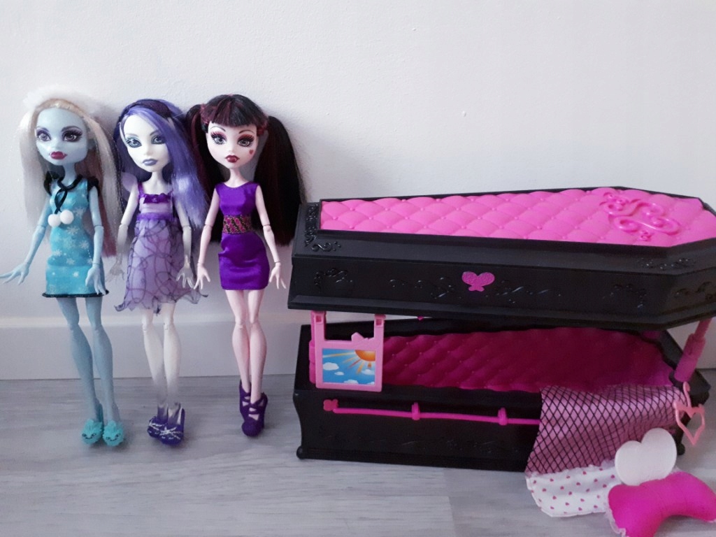 Łóżko Monster high lalka Draculaura Abbey Spectra