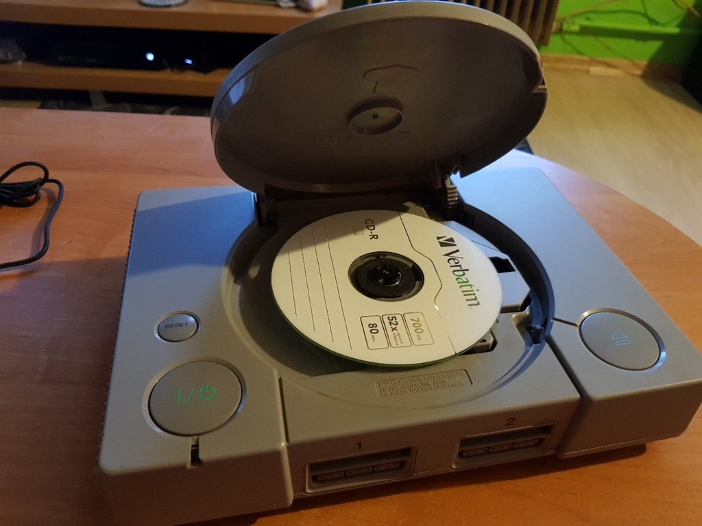 Sony Playstation 1 - Czyta kopie zapasowe gier