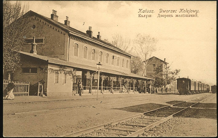 Kałusz, dworzec od strony torów, stara pocztówka