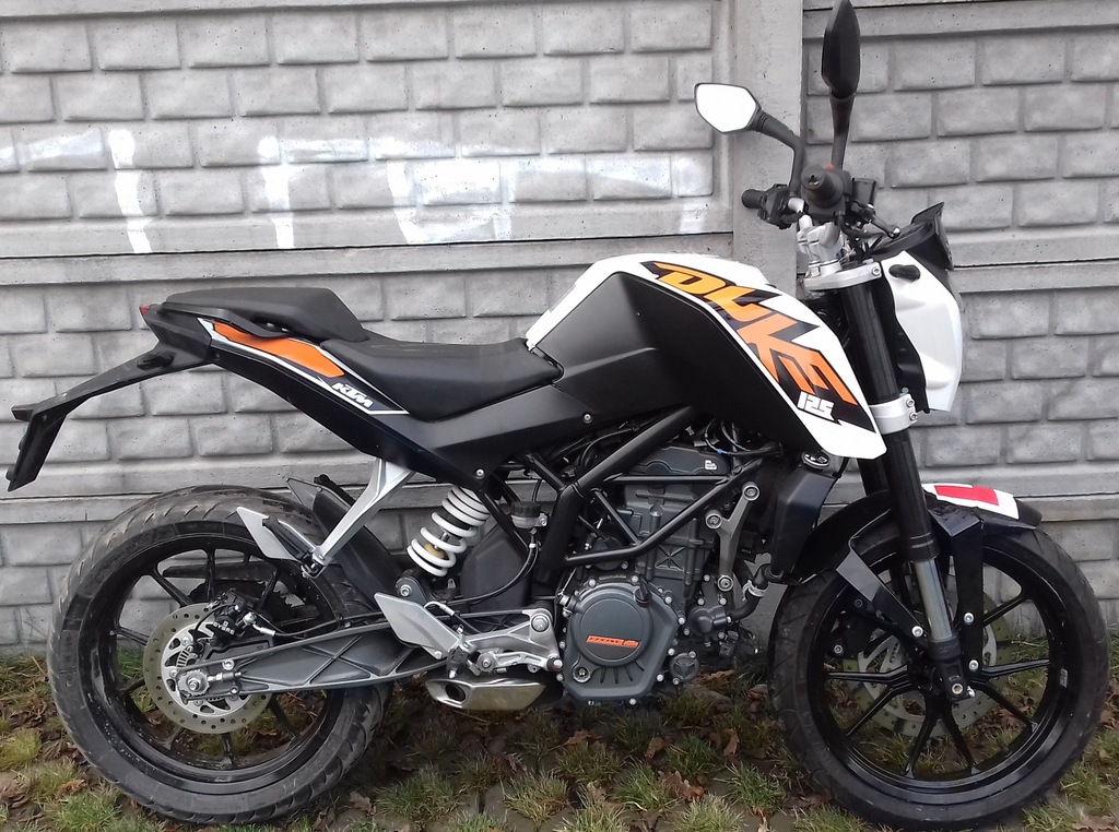 Ktm Duke 125 cm 2016 r MOTOR MOTOCYKL NA CZESCI