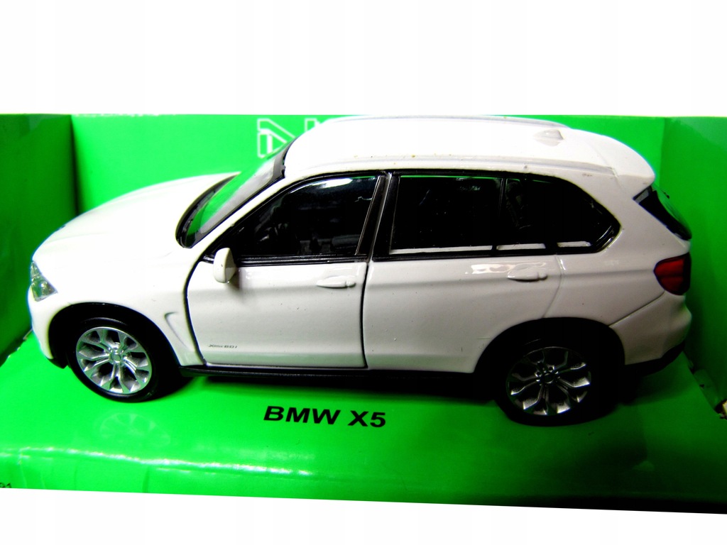 SAMOCHÓD BMW X5 AUTO METALOWE resorak WELLY NEX A