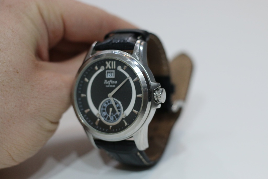 rofina supreme quartz watch