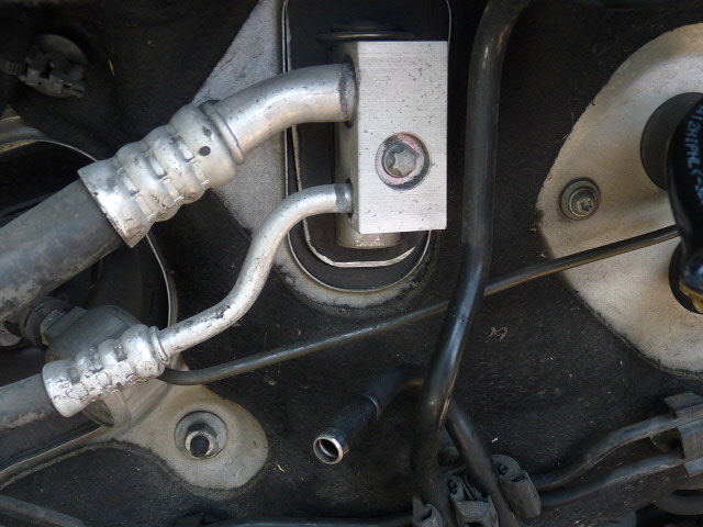 Zawór rozprężny Astra H 1.7 2005