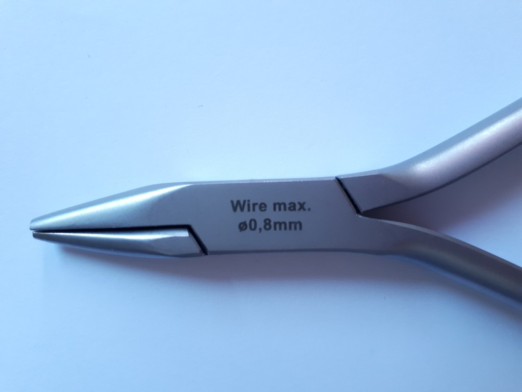 KLESZCZE WKLĘSŁO WYPUKŁE CHIFA