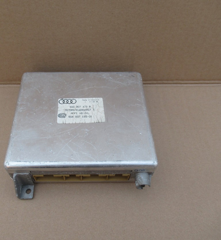 Sterownik silnika Audi 80 B4 2.6 V6 4A0907473B