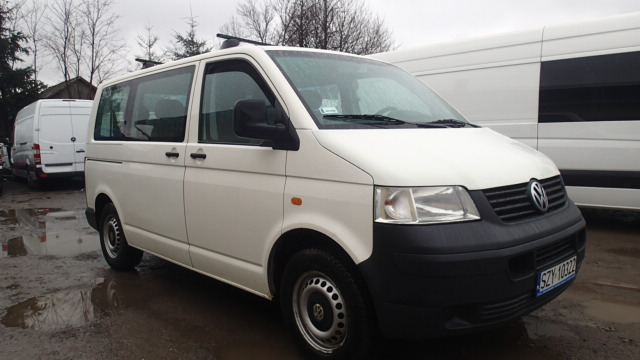VW T5 CARAVELLE  9  ZADBANA ZABUDOWA JAK NOWA 1,9