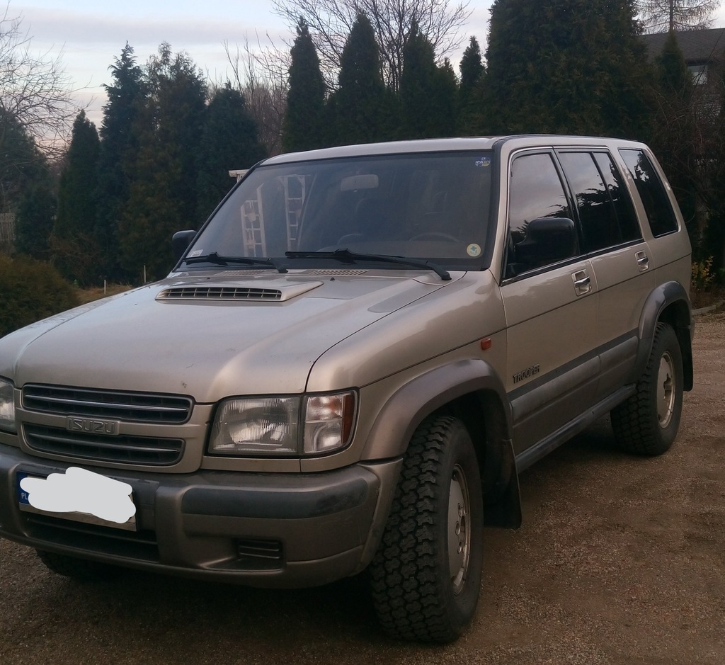 Isuzu Trooper auto na części