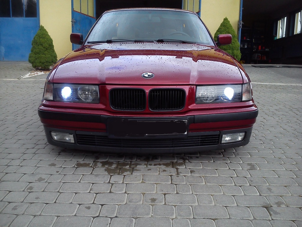 bmw e36 zderzak przód Calypsorot Metallic w kolor