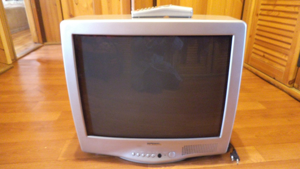 Telewizor Samsung 21' kineskopowy z pilotem
