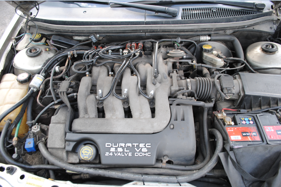 Ford Cougar Silnik V6 2.5 Duratec