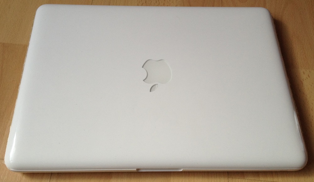 MacBook Unibody White A1342 (8GB RAM + SSD)