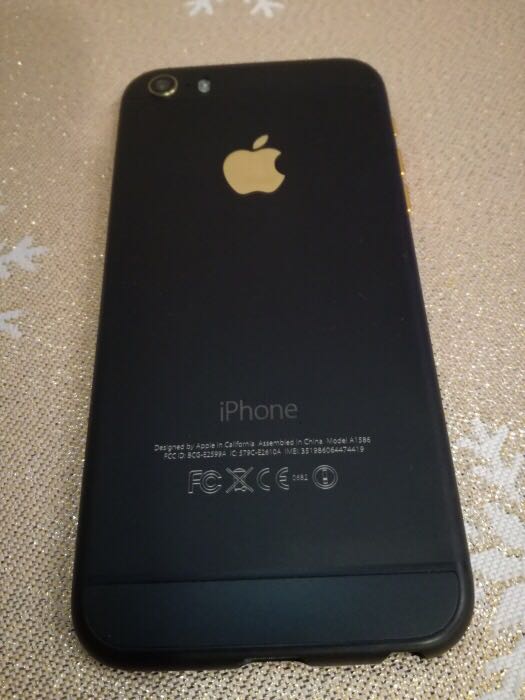 iPhone 5S Limited Edition Jet Black bez simlocka