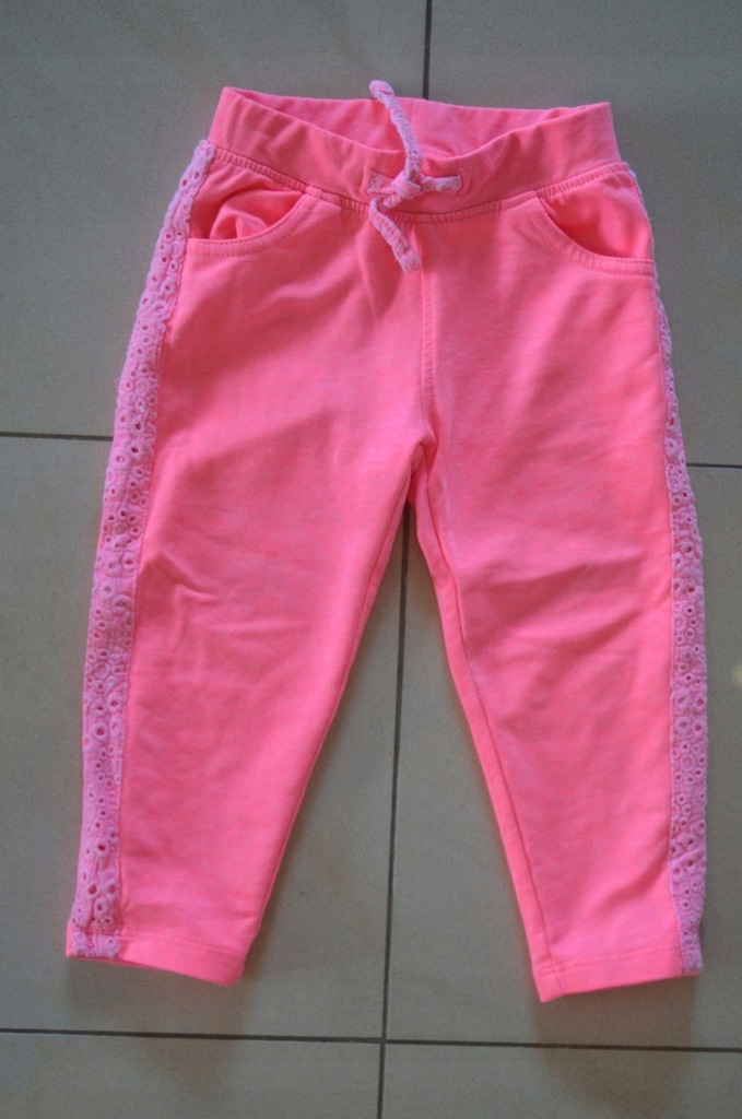 Spodenki, spodnie dresowe różowe COOL CLUB roz 86