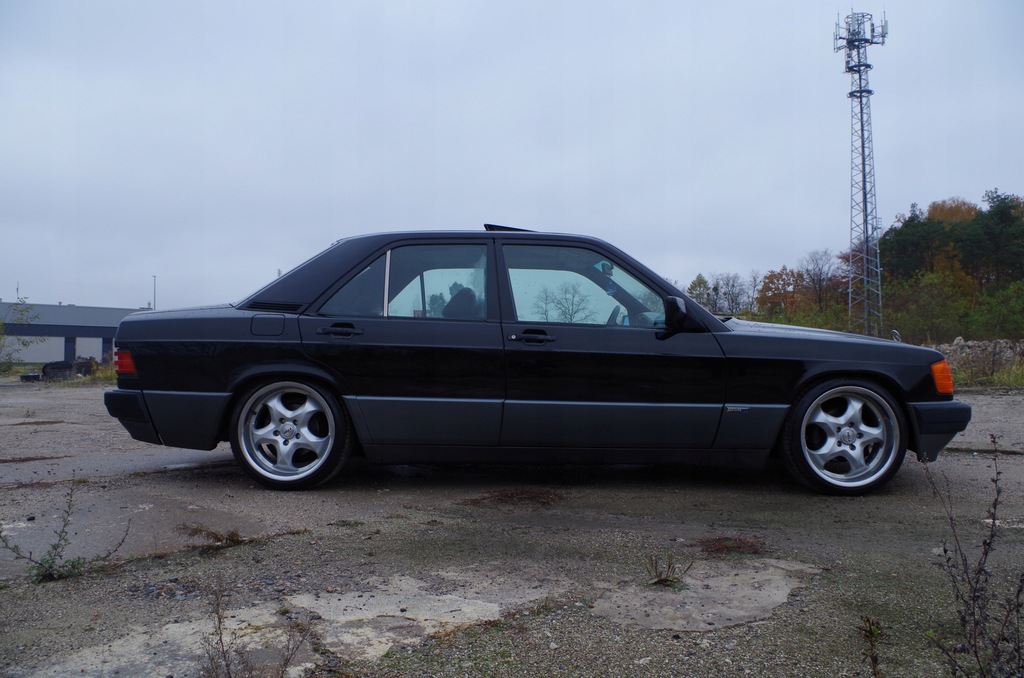 MERCEDES W201 190E SPORTLINE CULT GERMAN STANCE