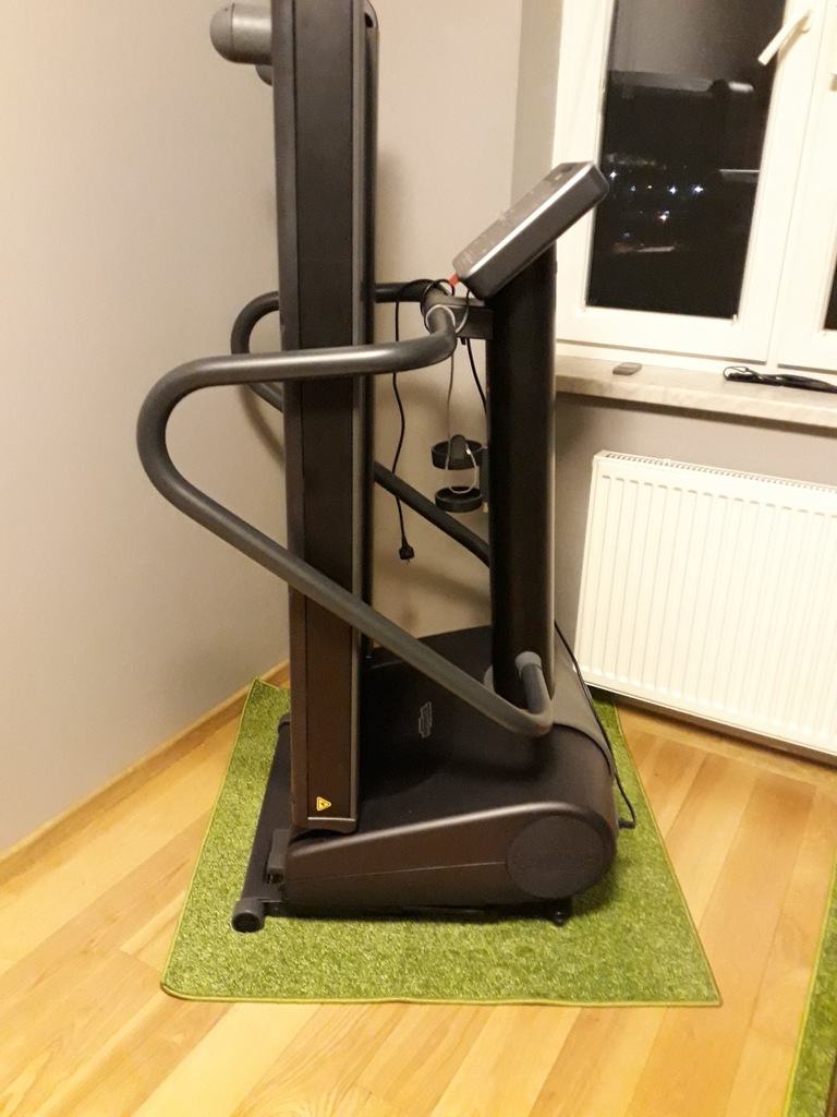 BIEŻNIA SPAZIO FORMA TECHNOGYM
