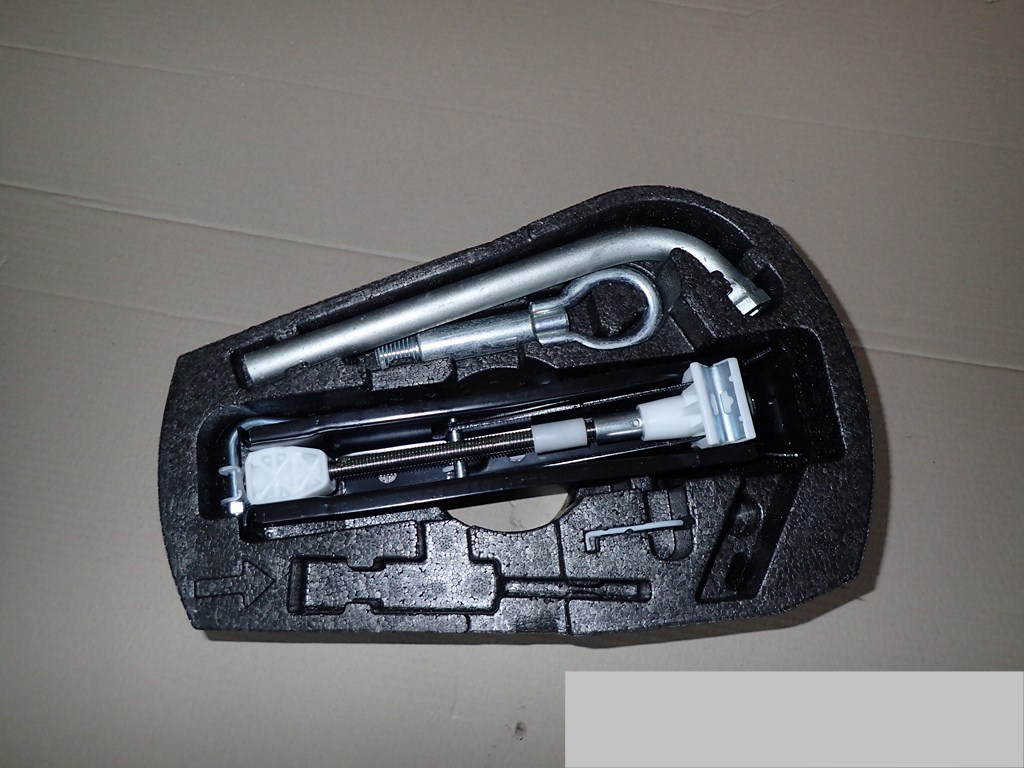 VW UP ZESTAW NAPRAWCZY 1S0012115E 1S0121115P